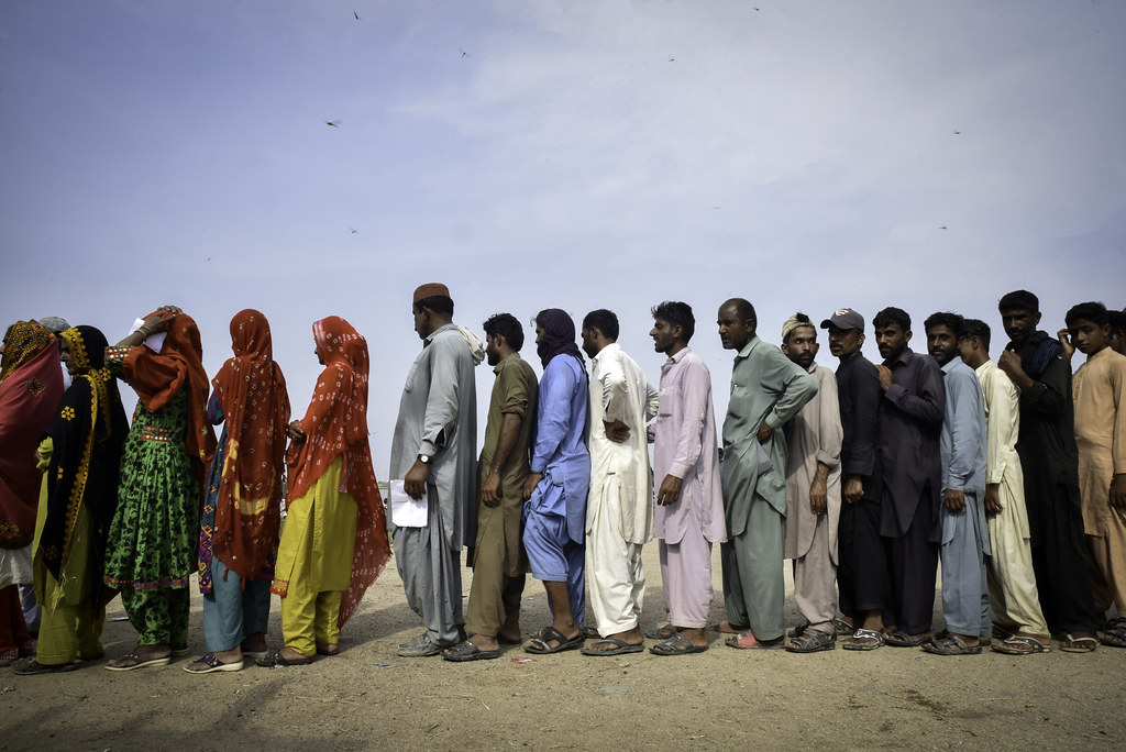Relief queues